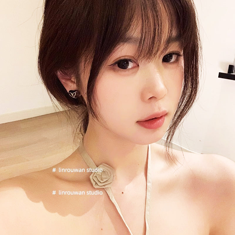 シルバーアシンメトリーハートスタッドピアス