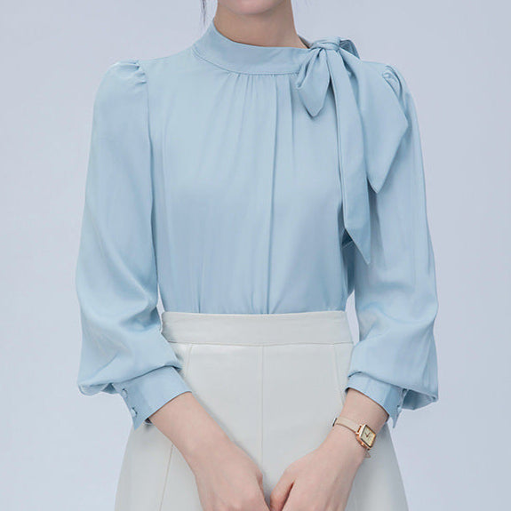 サテン風リボンブラウス