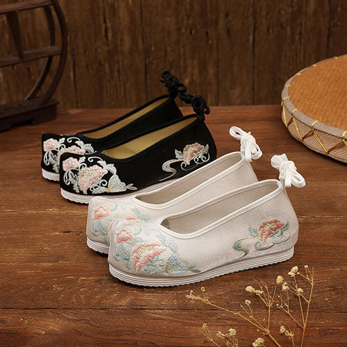 花刺繍リボンチャイナシューズ