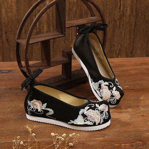 花刺繍リボンチャイナシューズ