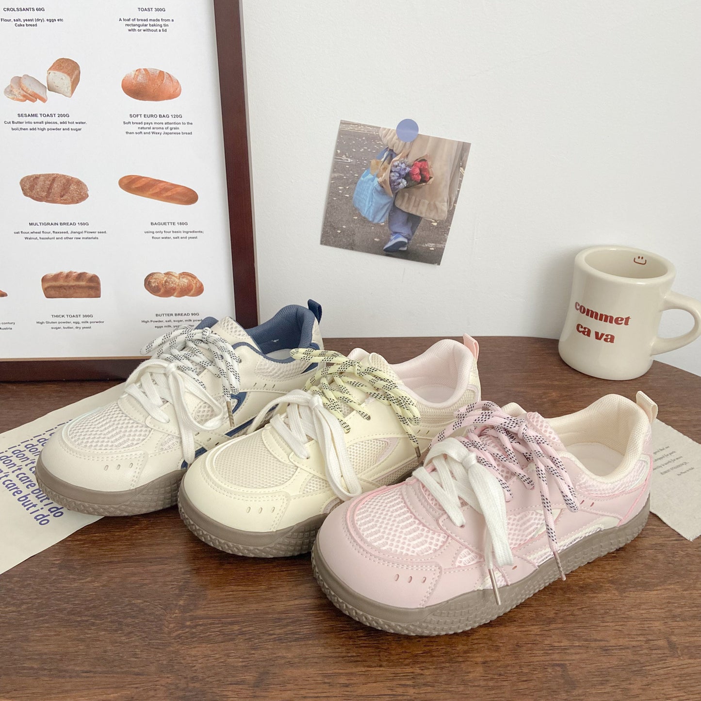 スポーティスニーカー