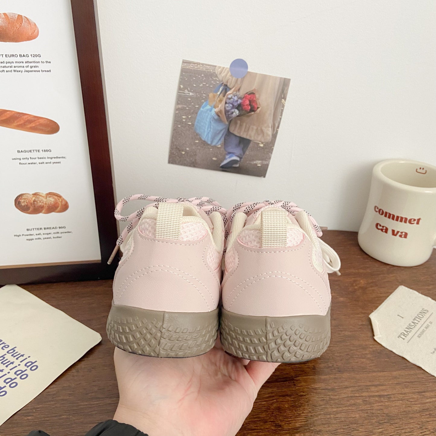 スポーティスニーカー