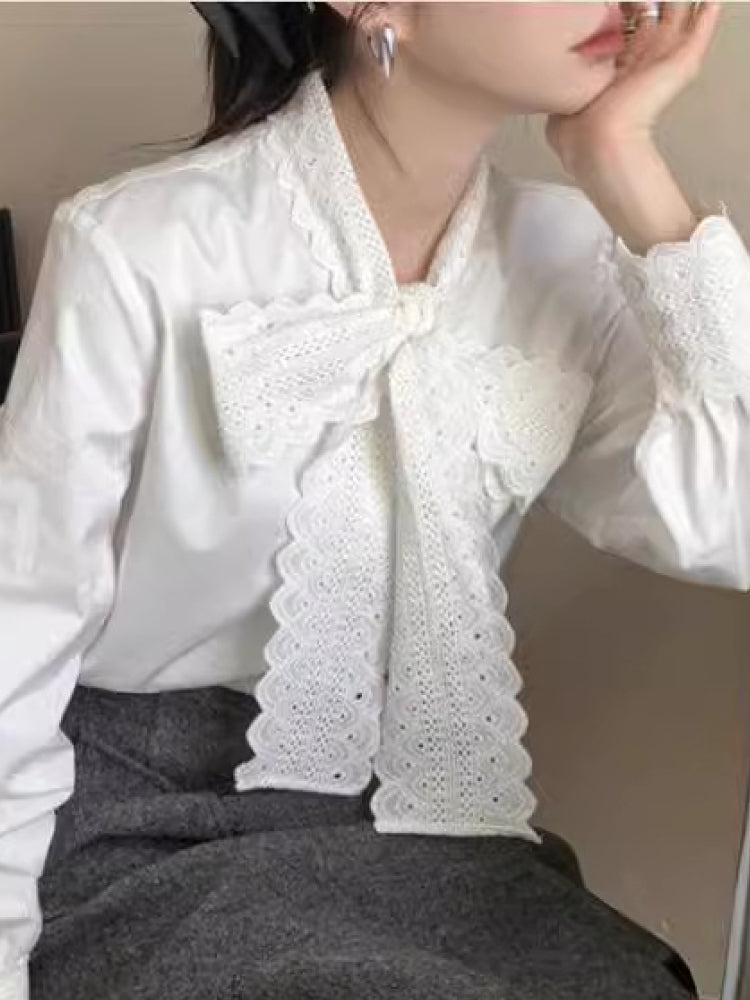 リュクスレース・カットワークボウブラウス